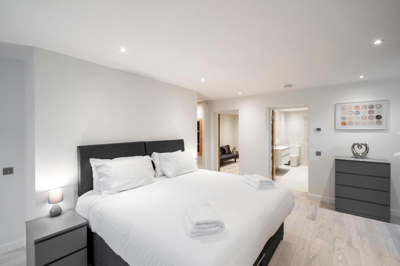 W. Queen St. Apt. 布洛蒂渡轮 外观 照片
