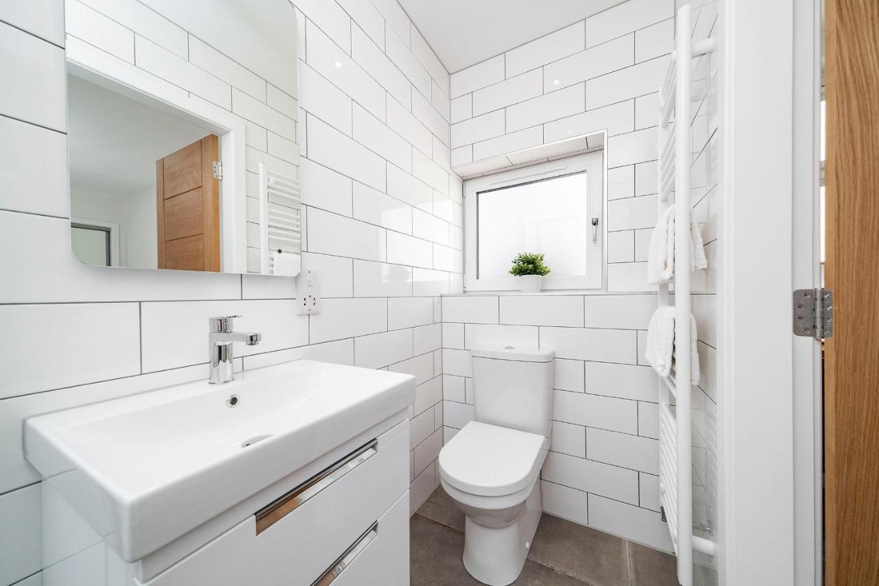 W. Queen St. Apt. 布洛蒂渡轮 外观 照片